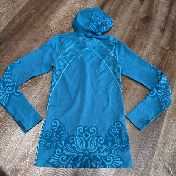 Athleta Seamless 1/2 Zip Hoodie - Picture 2 of 5